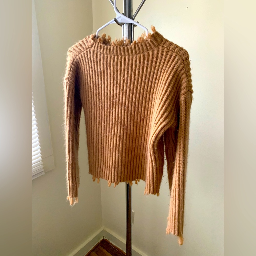 Buckle sweater